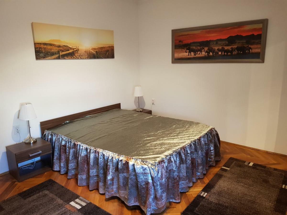 Lia Apartman Кишкунхалаш Экстерьер фото